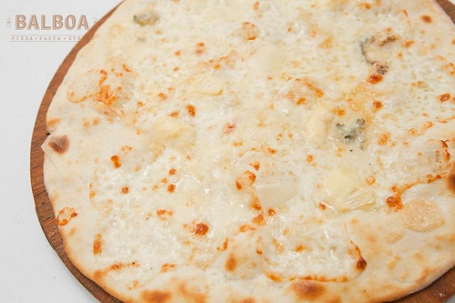 Balboa Italian Restaurant pizza